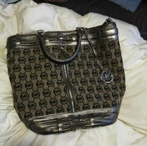 MK purse